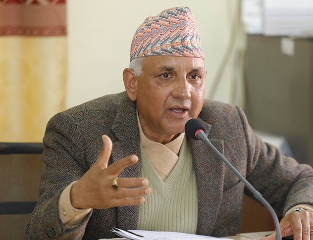 निजामती सेवामा थप सुधार आवश्यक छ : अध्यक्ष रेग्मी