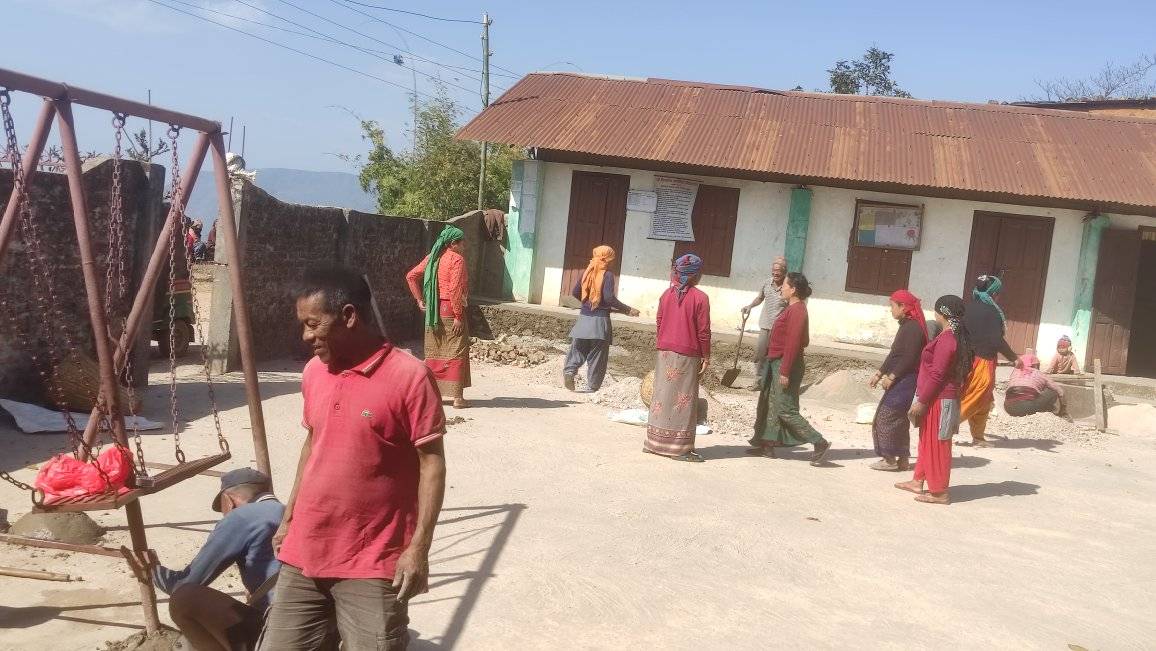 भिमसेन प्रावि देवीनगर पाल्पाको अभिभावक भेला सम्पन्न, अभिभवकले गरे विद्यालय वरीपरि सरसफाई