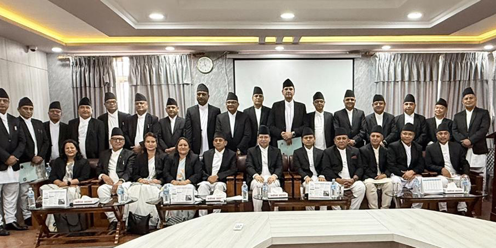 उच्च अदालतका २७ जना न्यायाधीशलाई शपथ