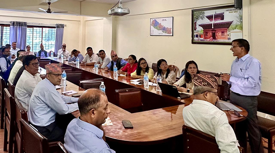 राष्ट्रिय पाठ्यक्रममा पाठ्यभार घटाउन र एआई समेट्न सुझाव